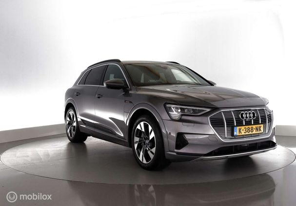 Audi e-tron 55 quattro Advanced 300 kW image number 3