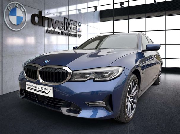 BMW 330 Touring xDrive 185 kW image number 1