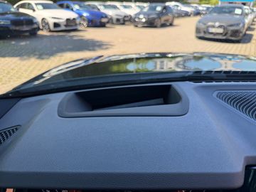 Car image 42