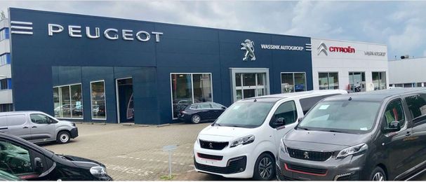 Peugeot 308 1.2 PureTech 110 Active Pack 81 kW image number 39