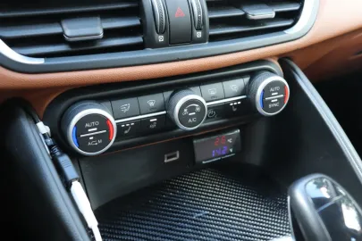 Car image 50