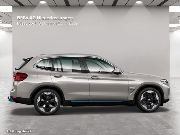 BMW iX3 210 kW image number 8