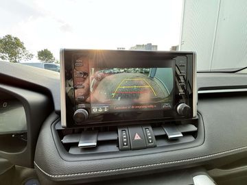 Car image 26