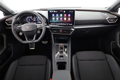 Car image 30
