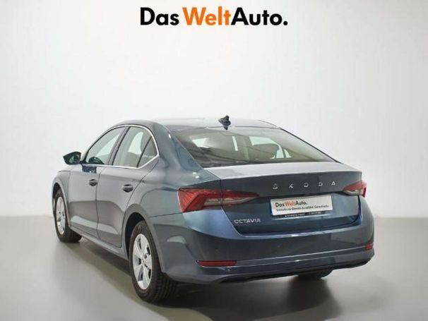 Skoda Octavia 2.0 TDI DSG Ambition 110 kW image number 3