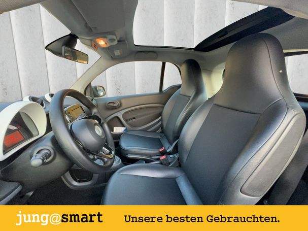 Smart ForTwo EQ 60 kW image number 17