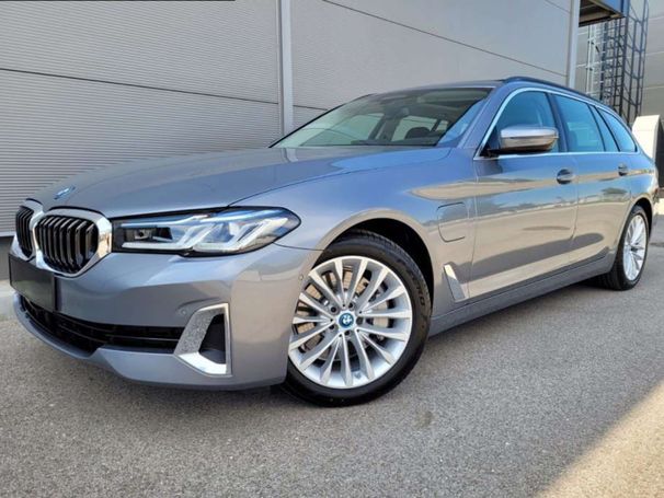 BMW 530i Touring 185 kW image number 2