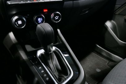 Car image 33