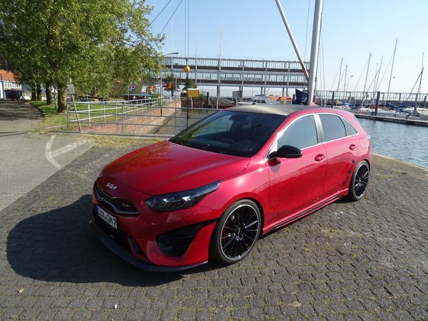 Kia Ceed GT 150 kW image number 1