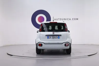 Car image 5