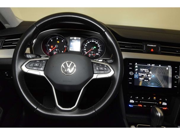 Volkswagen Passat Variant 2.0 TDI Elegance DSG 110 kW image number 11