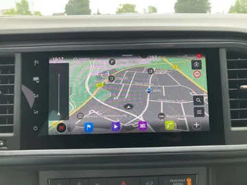 Car image 22