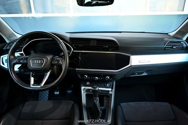 Audi Q3 35 TFSI S-line 110 kW image number 9