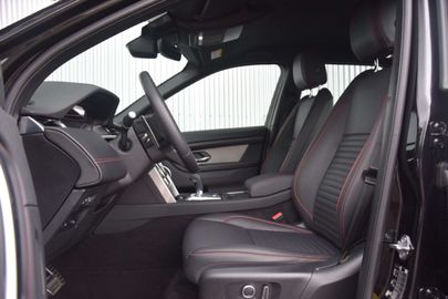 Car image 37