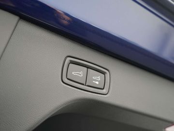 Car image 41