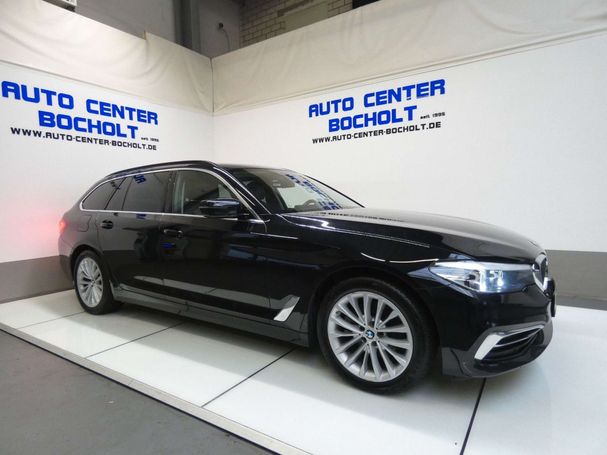 BMW 520d Touring xDrive Luxury Line 140 kW image number 2