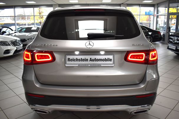 Mercedes-Benz GLC 300 de 225 kW image number 4