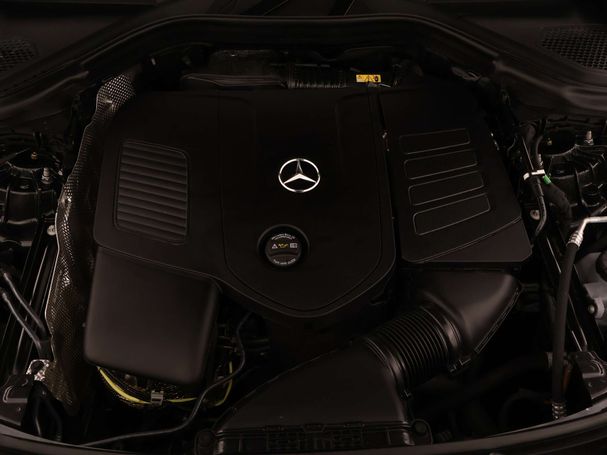 Mercedes-Benz GLC 300 e AMG 230 kW image number 40