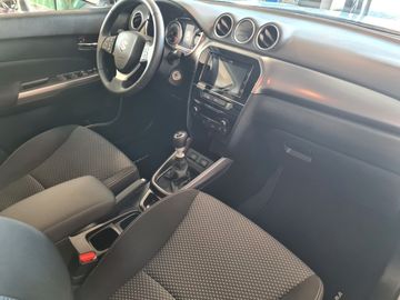 Car image 10