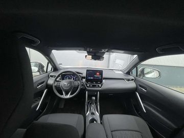 Car image 11