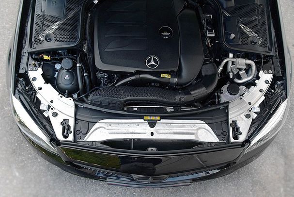 Mercedes-Benz C 200 Coupe 135 kW image number 9