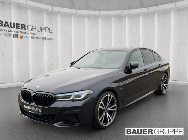 BMW 545 e xDrive 290 kW image number 1