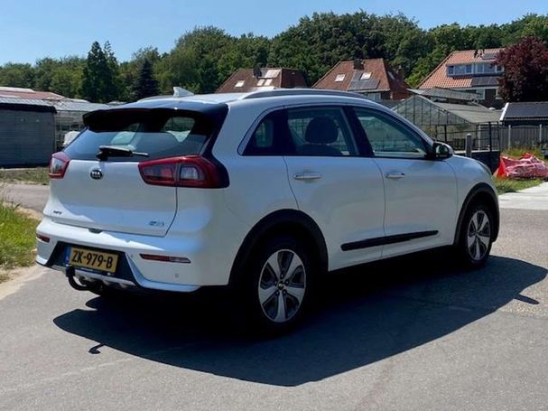 Kia Niro Hybrid 1.6 GDI 104 kW image number 11