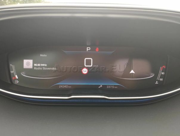 Peugeot 5008 EAT8 Allure 96 kW image number 9