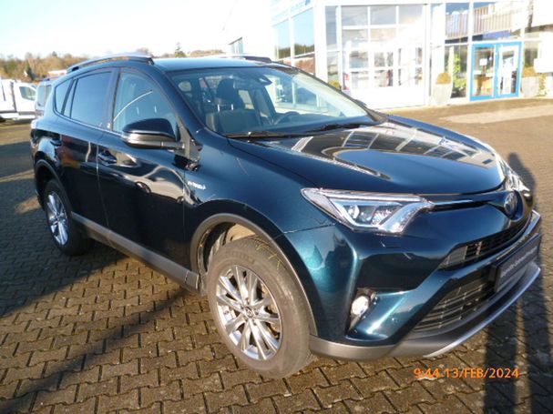 Toyota RAV 4 2.5 Hybrid Team Deutschland 145 kW image number 7