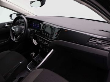 Car image 36