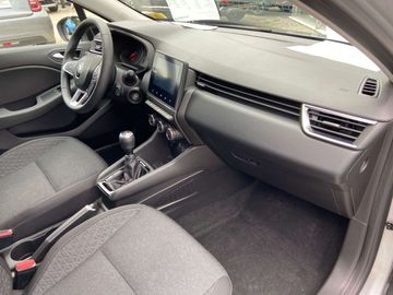 Car image 11