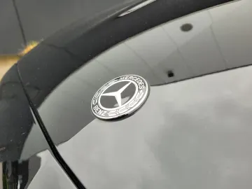 Car image 35
