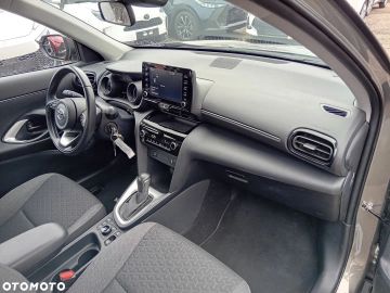 Car image 26