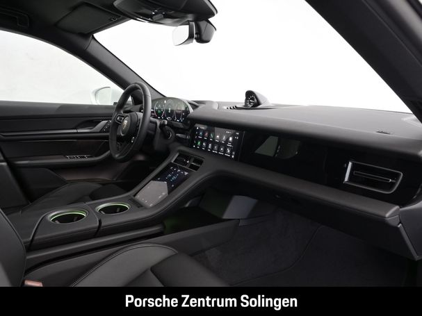 Porsche Taycan 320 kW image number 23