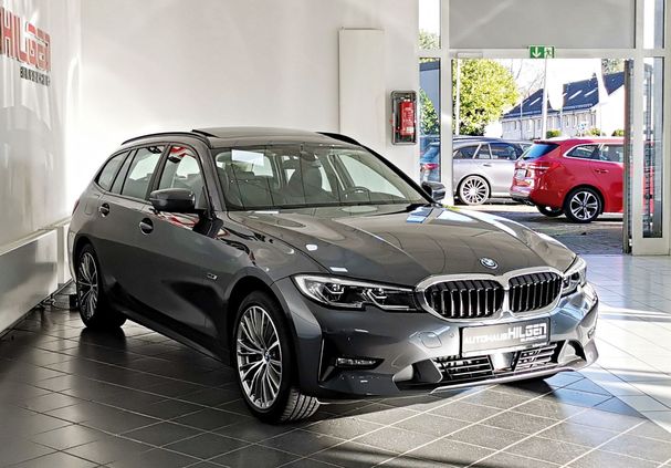 BMW 320 Touring e Advantage xDrive 150 kW image number 2