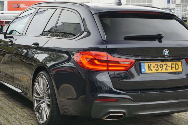 BMW 540i Touring xDrive 250 kW image number 39