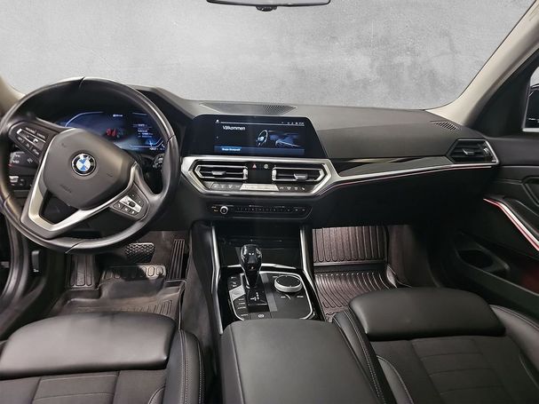 BMW 330 e Touring xDrive 218 kW image number 6