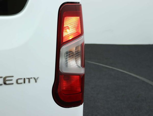 Toyota Proace City 1.5 Comfort 55 kW image number 30