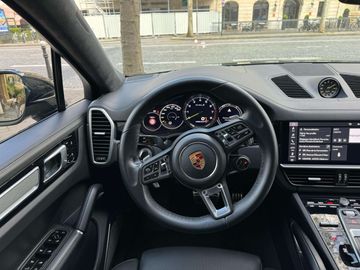 Car image 31