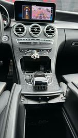 Car image 37