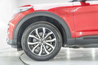 Car image 23