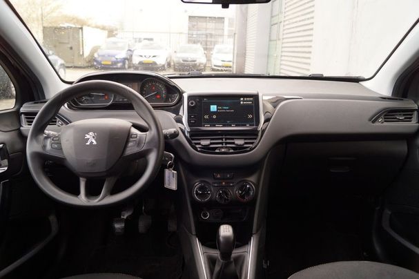 Peugeot 208 PureTech Active 61 kW image number 9