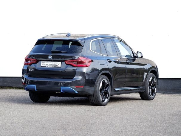 BMW iX3 210 kW image number 4