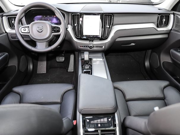 Volvo XC60 B4 Diesel Ultimate Dark 145 kW image number 3