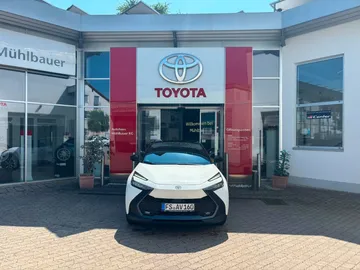 Car image 5