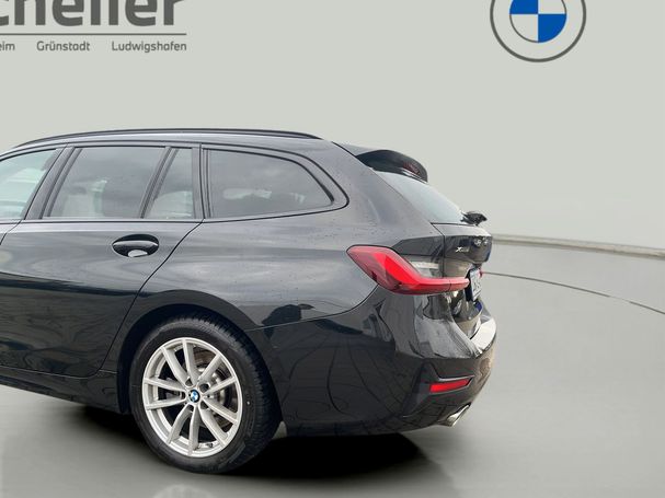 BMW 330 Touring Sport Line xDrive 185 kW image number 9