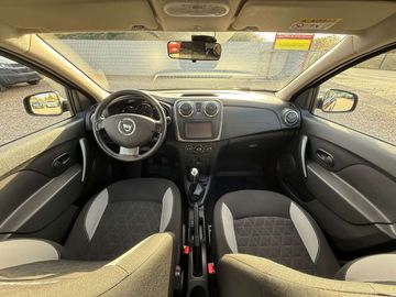 Car image 31