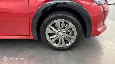 Car image 20
