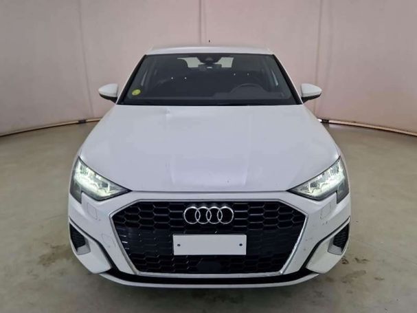 Audi A3 30 TDI Sportback Advanced Business 85 kW image number 2