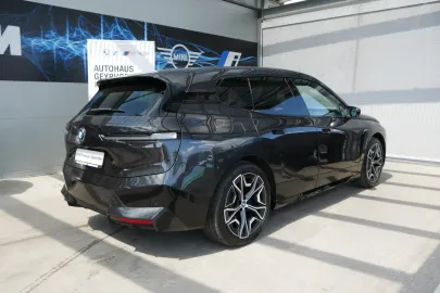 Car image 33